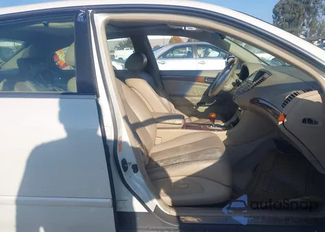 2002 Infiniti Q45 Luxury z USA, uszkodzony, nr VIN JNKBF01A12M006575